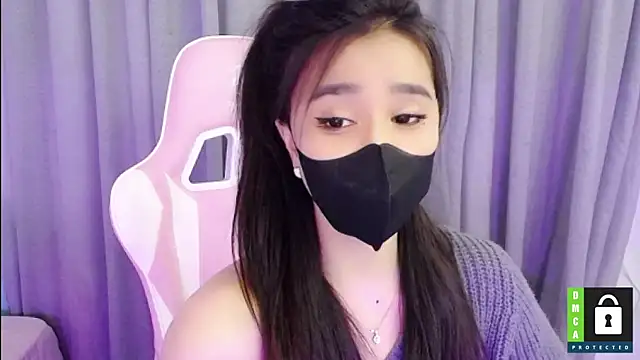 Snapshot of San___San chatting on February 6, 2025, 12:05 pm San San online show from February 6, 2025, 12:05 pm