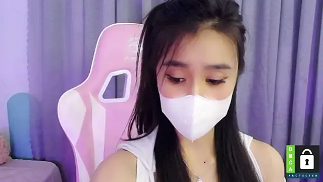 Snapshot of San___San chatting on February 16, 2025, 1:05 pm San San online show from February 16, 2025, 1:05 pm