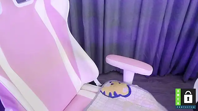 Snapshot of San___San chatting on February 25, 2025, 6:42 pm San San online show from February 25, 2025, 6:42 pm