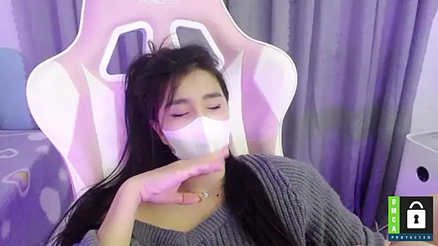 Snapshot of San___San chatting on February 27, 2025, 1:05 am San San online show from February 27, 2025, 1:05 am