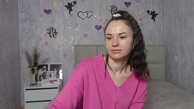 KaraCriegs online show from March 3, 2025, 4:03 am