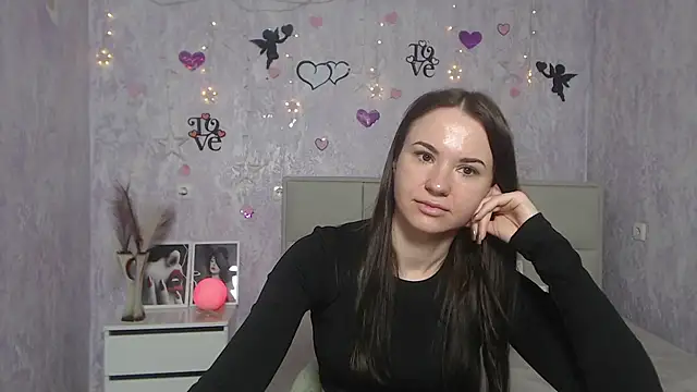 KaraCriegs online show from March 9, 2025, 12:10 am