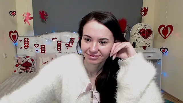 KaraCriegs online show from February 2, 2026, 6:50 pm