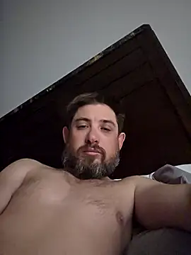 Snapshot of caliguy37 chatting on April 20, 2026, 3:53 am caliguy37 online show from April 20, 2026, 3:53 am
