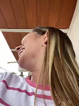 Iris love18 online show from February 15, 2025, 8:22 pm