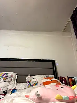 NadiraNoor online show from December 8, 2024, 10:14 pm