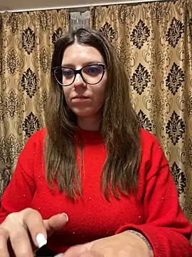 NadiraNoor online show from March 7, 2025, 12:04 am