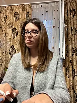 NadiraNoor online show from March 15, 2025, 4:21 pm