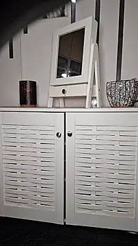 Ina HotX online show from March 1, 2025, 6:11 pm