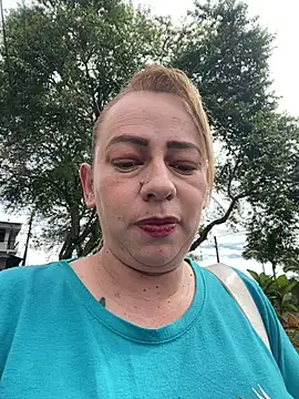 Chanel 87xxx online show from April 17, 2026, 7:50 pm