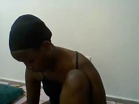 Snapshot of Creamy_Hotpussy25 chatting on July 14, 2026, 10:21 am Creamy Hotpussy25 online show from July 14, 2026, 10:21 am