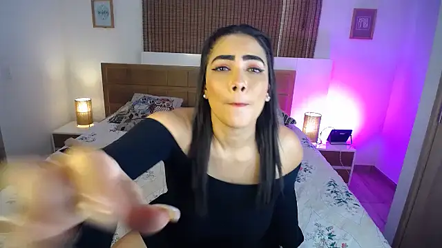 ShanonLe online show from January 17, 2025, 9:17 pm