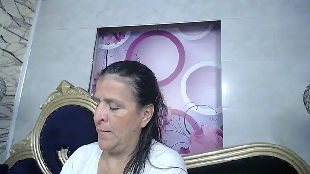 Snapshot of karito_mature17 chatting on April 9, 2026, 11:37 am karito mature17 online show from April 9, 2026, 11:37 am
