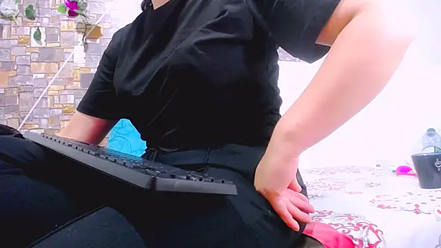 MaidenGame online show from September 15, 2025, 3:56 pm