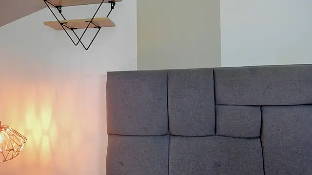 Snapshot of mailin18 chatting on February 19, 2025, 10:20 pm mailin18 online show from February 19, 2025, 10:20 pm