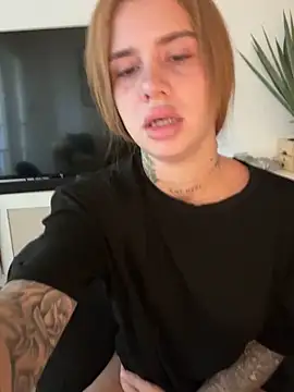 EmiliaCatalina online show from September 14, 2025, 7:24 pm