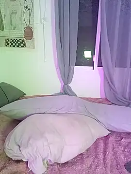 LillyAmore online show from January 18, 2025, 11:11 pm