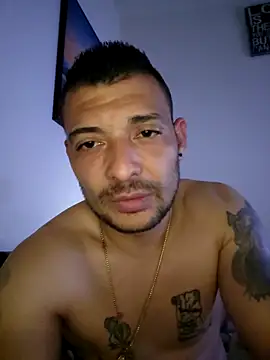 Zoltanioan26 online show from April 6, 2026, 1:25 am