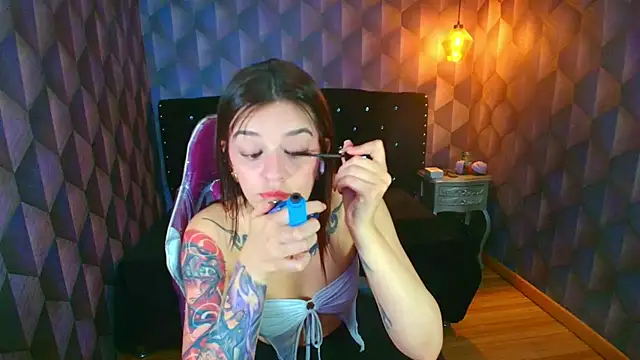 LiaHarryis online show from March 24, 2026, 4:01 pm