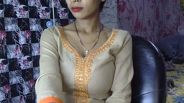 Anjali Milsi online show from October 7, 2025, 4:31 am