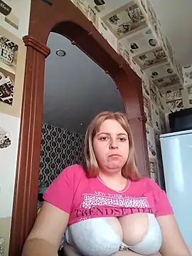 Lady nice cat online show from October 3, 2025, 2:19 am