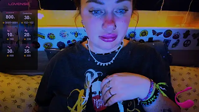 EllieOz online show from February 23, 2025, 9:48 pm