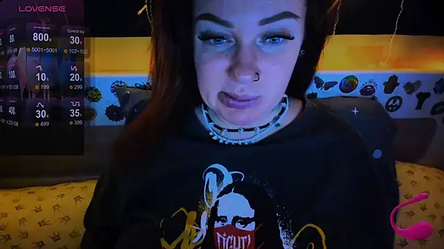 EllieOz online show from February 26, 2025, 3:52 pm