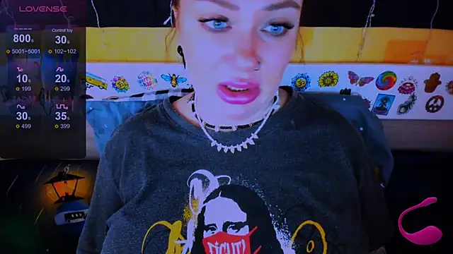 EllieOz online show from March 11, 2025, 12:50 pm