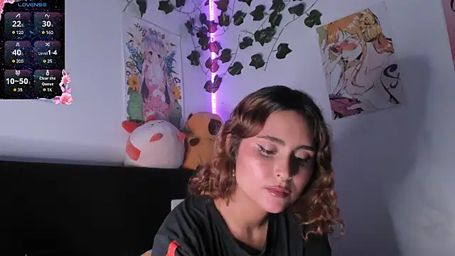 Violette-Ramirez01 online show from February 7, 2025, 8:31 pm