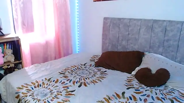 JossieGrey online show from March 6, 2025, 3:35 pm