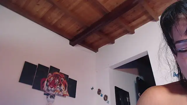 Snapshot of seleneh chatting on February 13, 2025, 9:49 pm seleneh online show from February 13, 2025, 9:49 pm