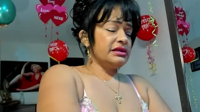 Snapshot of seleneh chatting on February 16, 2026, 9:00 pm seleneh online show from February 16, 2026, 9:00 pm