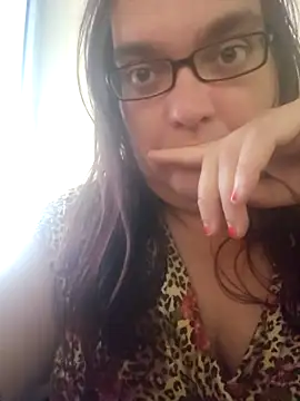 pleasureseekerss online show from April 6, 2026, 3:35 pm