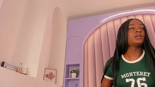 nahomi campbell online show from February 12, 2025, 7:35 pm