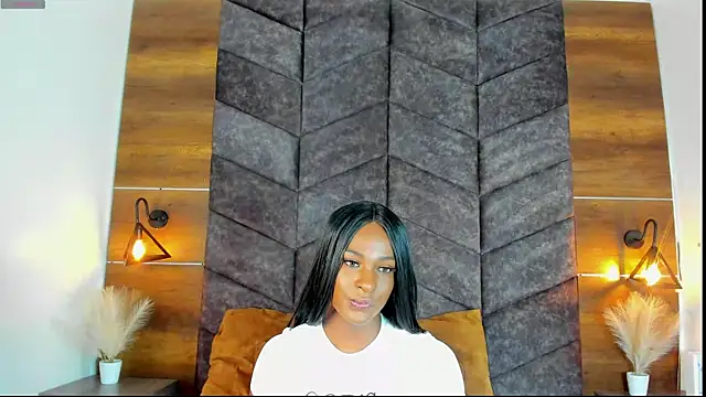 nahomi campbell online show from February 26, 2025, 7:27 pm