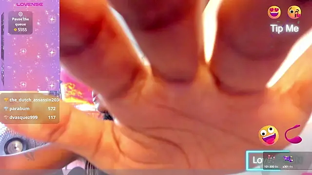 yuliana millerr online show from March 2, 2025, 6:51 pm