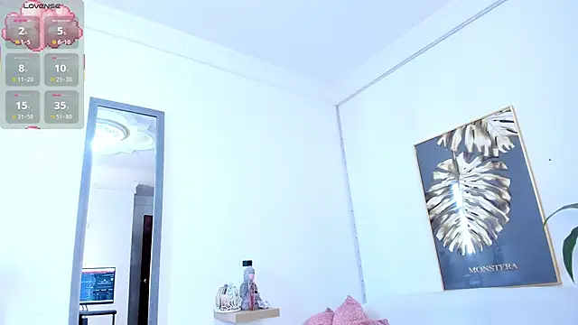 Amina hafsa online show from October 31, 2025, 12:39 pm