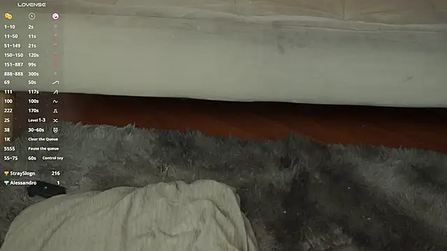 Snapshot of roselinedior chatting on March 18, 2025, 6:48 pm roselinedior online show from March 18, 2025, 6:48 pm