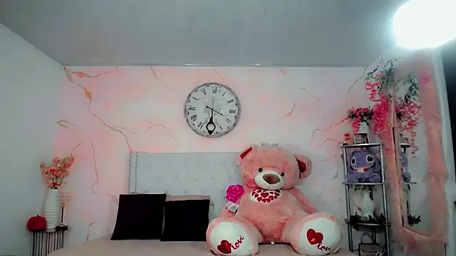 maria camilacms online show from February 10, 2026, 6:01 pm