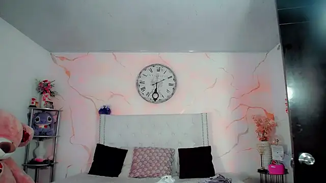 maria camilacms online show from April 4, 2026, 6:05 pm