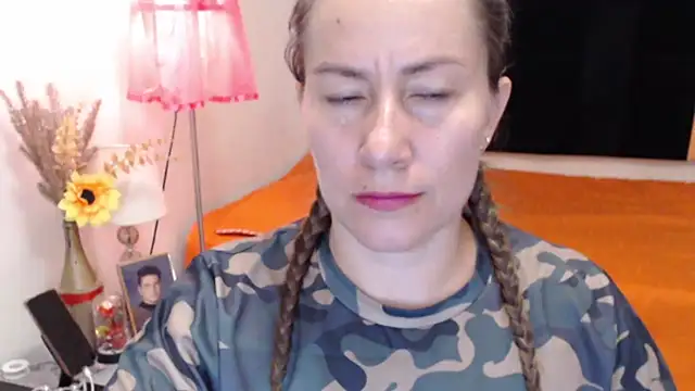 CATRINA-83 online show from September 22, 2025, 4:20 pm