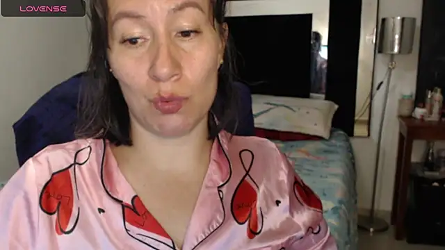 CATRINA-83 online show from April 22, 2026, 1:01 pm