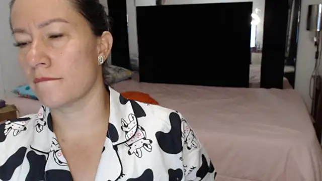 Snapshot of CATRINA-83 chatting on July 26, 2026, 2:57 pm CATRINA-83 online show from July 26, 2026, 2:57 pm