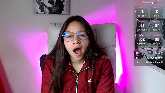 SamanthaRoldaan online show from March 12, 2025, 4:13 pm