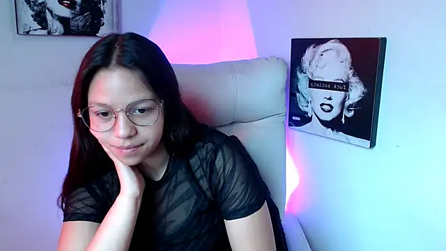 SamanthaRoldaan online show from March 15, 2025, 2:45 pm