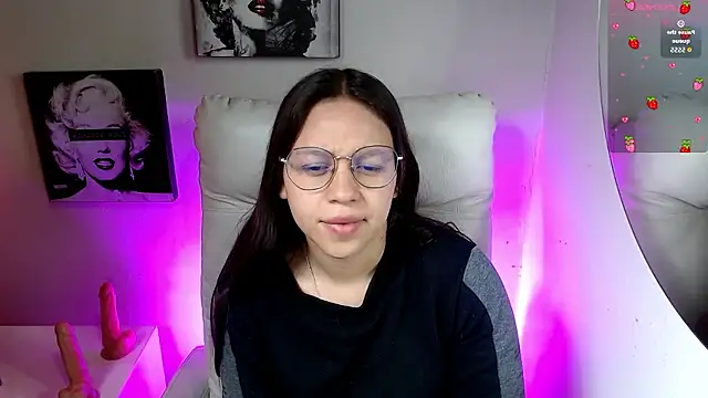 SamanthaRoldaan online show from January 12, 2026, 1:05 pm