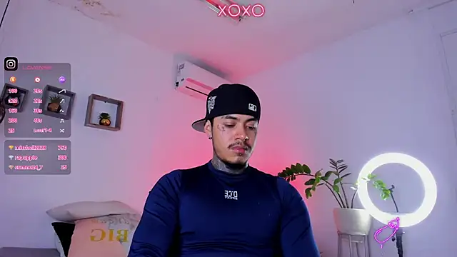 Snapshot of JordanSmiith_ chatting on January 19, 2025, 7:04 pm JordanSmiith online show from January 19, 2025, 7:04 pm