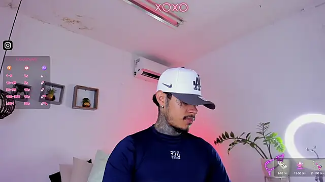 Snapshot of JordanSmiith_ chatting on January 24, 2025, 8:54 pm JordanSmiith online show from January 24, 2025, 8:54 pm