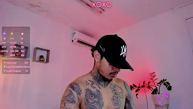 Snapshot of JordanSmiith_ chatting on January 28, 2025, 12:05 am JordanSmiith online show from January 28, 2025, 12:05 am