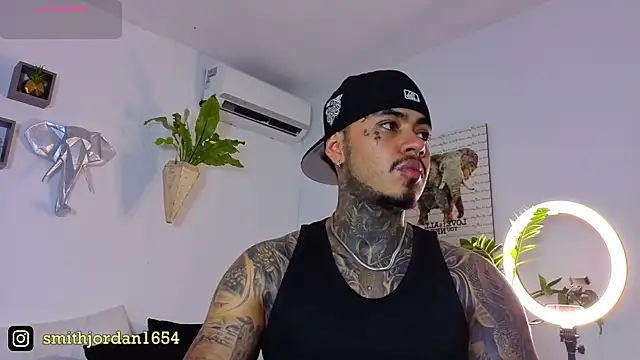 Snapshot of JordanSmiith_ chatting on October 2, 2025, 9:11 pm JordanSmiith online show from October 2, 2025, 9:11 pm